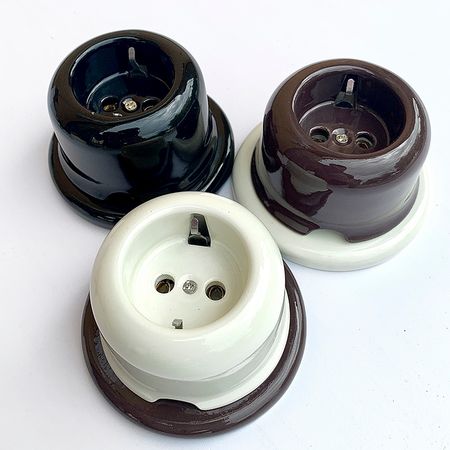 Ретро розетка керамічна SOFTY Black з рамкою, Колір основи: чорний, зображення 8