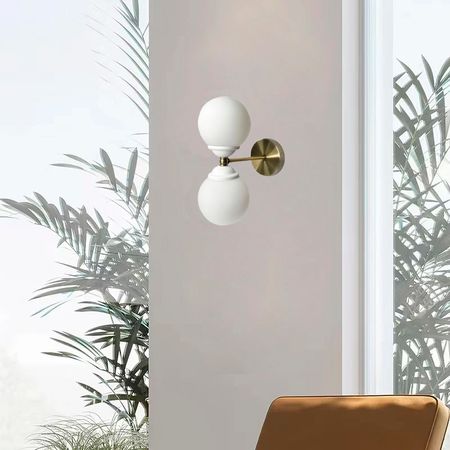Настінний світильник із двома плафонами у вигляді куль, зображення 5