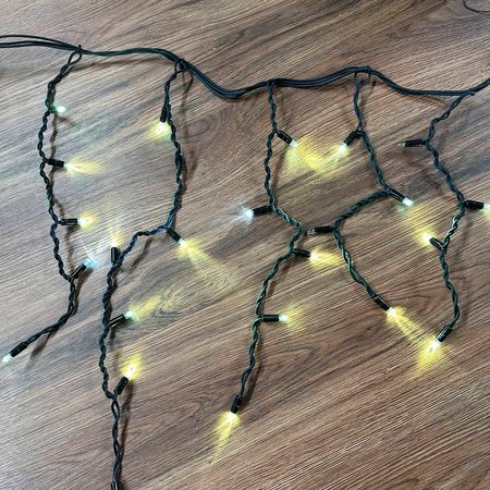 Внешняя гирлянда Starfall бахрома черный провод 75LED 2х0,7м 18flash IP65 свечение - холодный белый с мерцанием (без кабеля питания) Premium, изображение 6 - Edisons