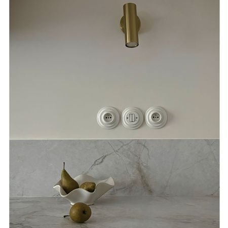 Рамка керамічна Keruida біла на 1 пост для прихованого монтажу, зображення 11